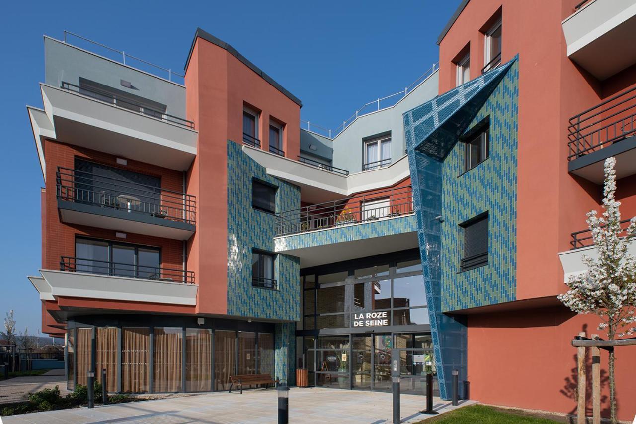 Domitys La Roze De Seine Aparthotel Saint-Aubin-lès-Elbeuf Exteriör bild